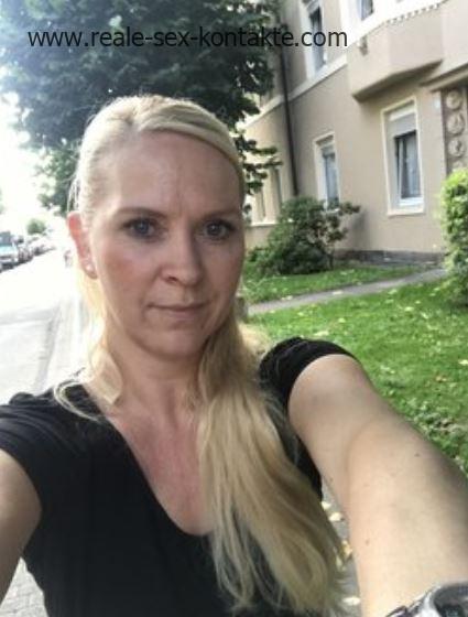 Blonde Milf sucht Seitensprung in Hamburg